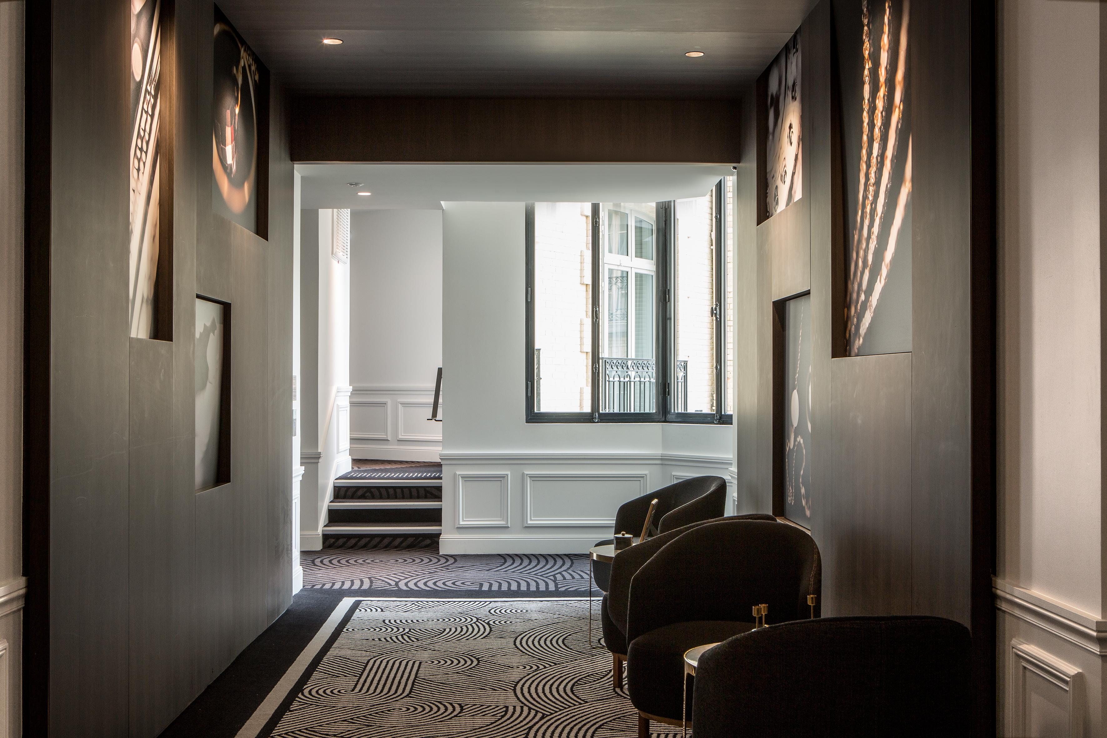 La Clef Champs-Elysees Paris By The Crest Collection Eksteriør billede The interior of the hotel