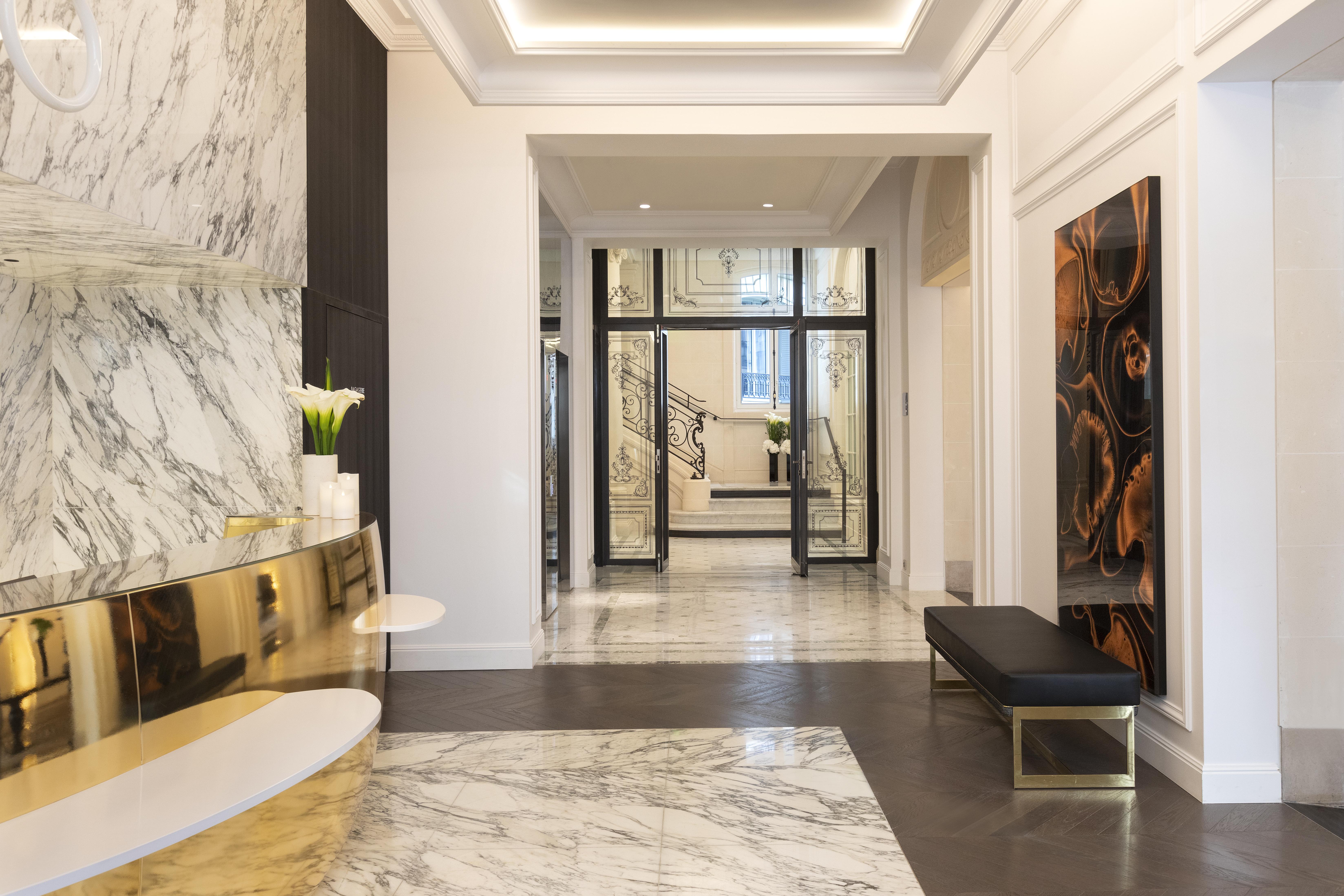 La Clef Champs-Elysees Paris By The Crest Collection Eksteriør billede The entrance hall