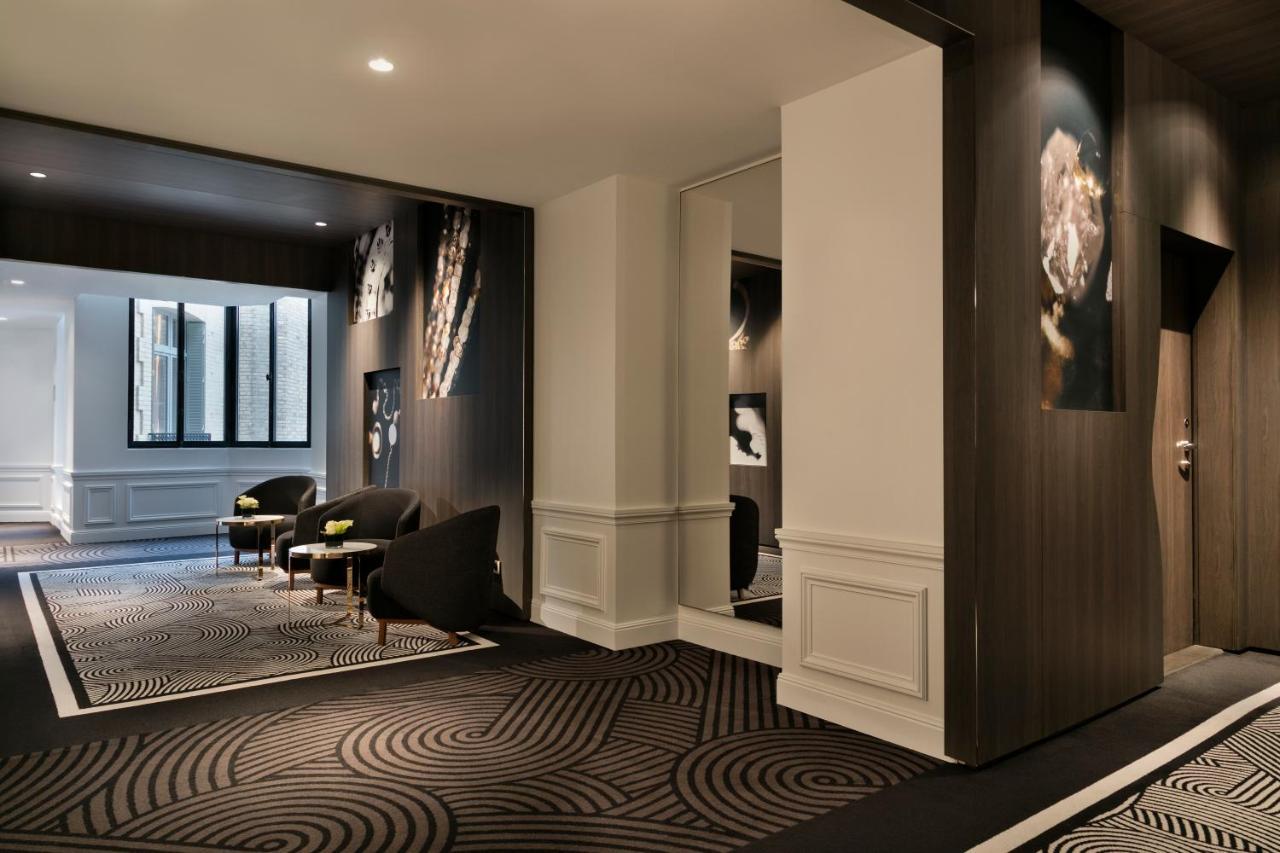 La Clef Champs-Elysees Paris By The Crest Collection Eksteriør billede The hotel's lobby